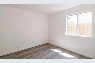 2430 Brandywine Court, Stockton, CA 95210 - Photo 17