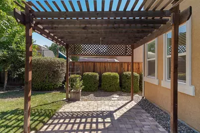 1577 Parkside Court, Tracy, CA 95376 - Photo 41