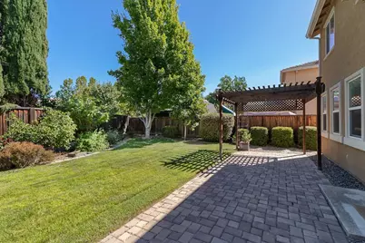 1577 Parkside Court, Tracy, CA 95376 - Photo 39