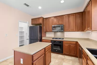 1577 Parkside Court, Tracy, CA 95376 - Photo 19
