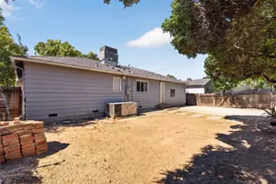 4605 38th Ave, Sacramento, CA 95824 - Photo 15