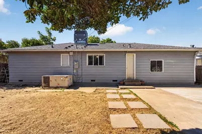 4605 38th Avenue, Sacramento, CA 95824 - Photo 17
