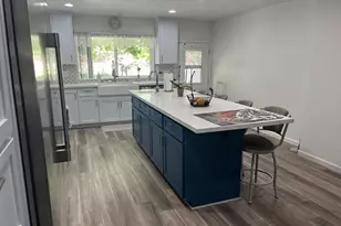 215 E Sierra View Dr, Jackson, CA 95642 - Photo 11