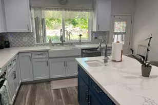 215 E Sierra View Dr, Jackson, CA 95642 - Photo 13