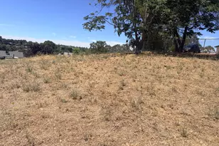 3665 Huckleberry Ln, Valley Springs, CA 95252 - Photo 23
