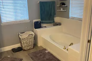 8541 Brisenbourg Way, Antelope, CA 95843 - Photo 11