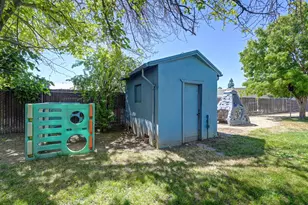 9271 Elk Grove Blvd, Elk Grove, CA 95624 - Photo 39