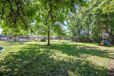 9271 Elk Grove Blvd, Elk Grove, CA 95624 - Photo 55
