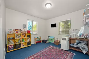 9271 Elk Grove Blvd, Elk Grove, CA 95624 - Photo 23
