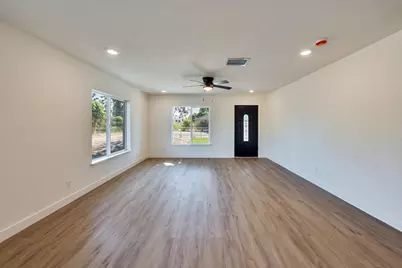 4564 Ardmore Avenue, Olivehurst, CA 95961 - Photo 5