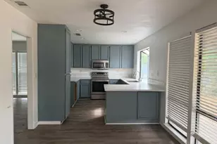 8107 Darien Cir, Sacramento, CA 95828 - Photo 11