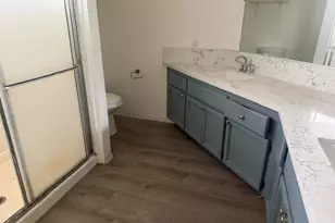 8107 Darien Cir, Sacramento, CA 95828 - Photo 25