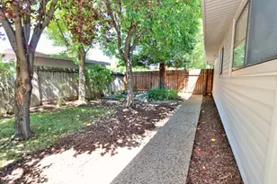 4929 Clear Cir, Carmichael, CA 95608 - Photo 63