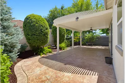 333 Lixton Court, Roseville, CA 95747 - Photo 35