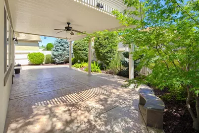 333 Lixton Court, Roseville, CA 95747 - Photo 39