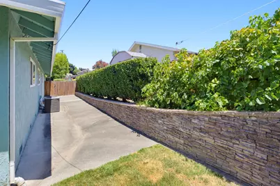 7554 Tipperary Way, Citrus Heights, CA 95610 - Photo 57