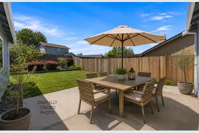 4801 Heatherbrae Circle, Sacramento, CA 95842 - Photo 21