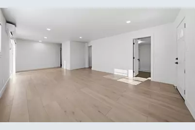 7607 Elder Creek Road, Sacramento, CA 95824 - Photo 13