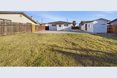 7607 Elder Creek Road, Sacramento, CA 95824 - Photo 33