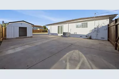 7607 Elder Creek Road, Sacramento, CA 95824 - Photo 29