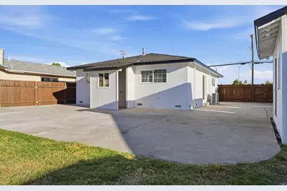 7607 Elder Creek Road, Sacramento, CA 95824 - Photo 31