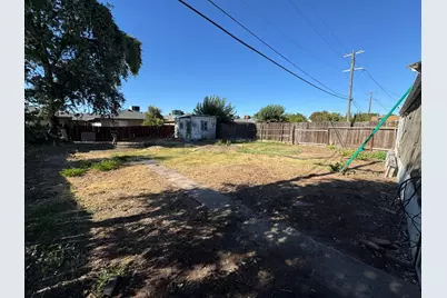 711 E Longview Avenue, Stockton, CA 95207 - Photo 13