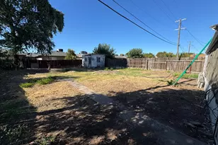 711 E Longview Ave, Stockton, CA 95207 - Photo 13