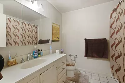 8410 Roxburgh Way, Stockton, CA 95209 - Photo 9