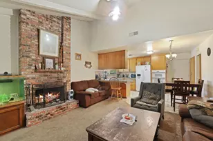 8410 Roxburgh Way, Stockton, CA 95209 - Photo 25