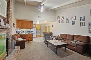 8410 Roxburgh Way, Stockton, CA 95209 - Photo 23