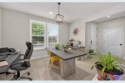 10085 Rio Moon Drive, Roseville, CA 95747 - Photo 19