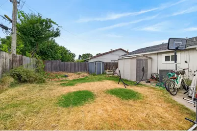 8960 Brydon Way, Sacramento, CA 95826 - Photo 31