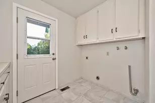 725 Sherwood Dr, Yuba City, CA 95991 - Photo 19