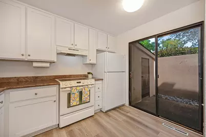 891 Woodside Lane #2, Sacramento, CA 95825 - Photo 5