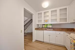 891 Woodside Ln, Sacramento, CA 95825 - Photo 7