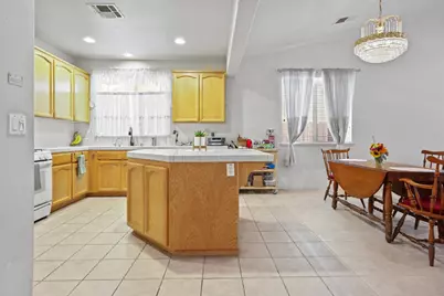 8978 Silver Bay Way, Sacramento, CA 95829 - Photo 5
