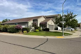 9598 Blue Mountain Way, Sacramento, CA 95829 - Photo 3