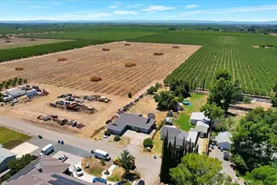 2137 Holcomb Ave, Yuba City, CA 95993 - Photo 35