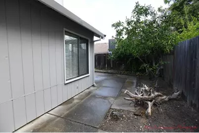 2251 Green Blossom Court, Rancho Cordova, CA 95670 - Photo 29