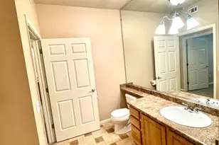 501 Gibson Dr, Roseville, CA 95678 - Photo 17