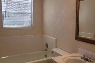 1677 Poplar St, Oakdale, CA 95361 - Photo 9
