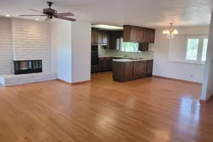 1677 Poplar St, Oakdale, CA 95361 - Photo 7