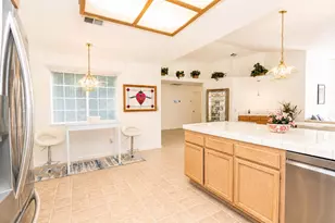 4923 Shady Leaf Way, Sacramento, CA 95838 - Photo 5