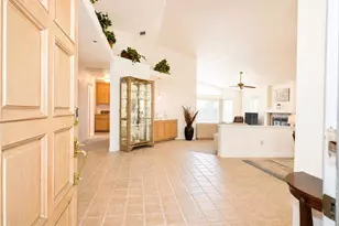 4923 Shady Leaf Way, Sacramento, CA 95838 - Photo 3