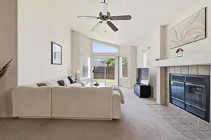 4923 Shady Leaf Way, Sacramento, CA 95838 - Photo 7