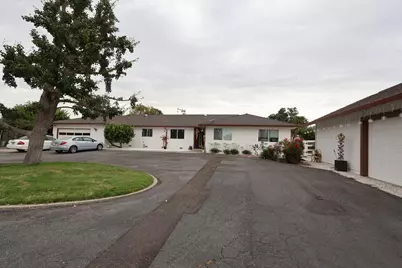 307 Mansfield Rd, Hollister, CA 95023 - Photo 9