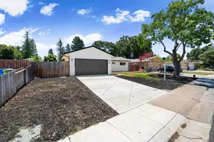 8786 Elk Way, Elk Grove, CA 95624 - Photo 27