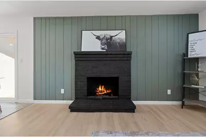 8786 Elk Way, Elk Grove, CA 95624 - Photo 9
