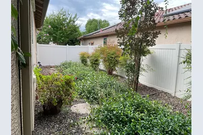 1242 Shady Pines Street, Manteca, CA 95336 - Photo 23