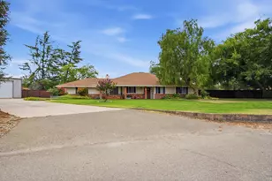 2850 Woodbury Ct, Atwater, CA 95301 - Photo 3
